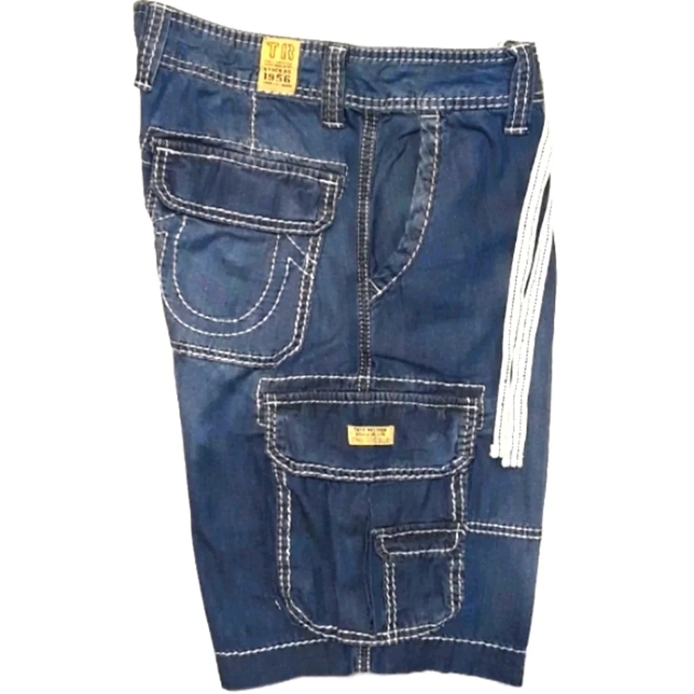 True Religion Brand Cargo Shorts. Men's Size: Waist 30x12 Inseam.